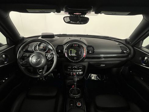 Used 2017 MINI Cooper Clubman S image 13