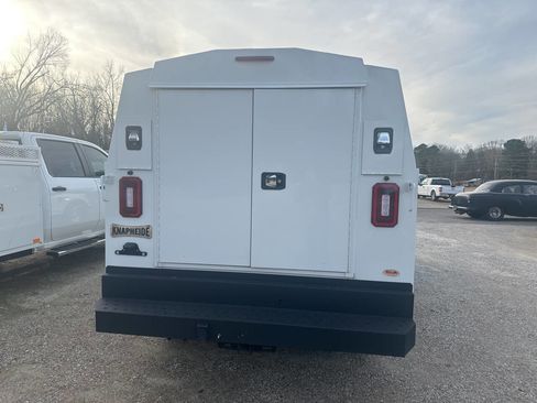 Used 2022 Ford F350 XL w/ Power Equipment Group image 5