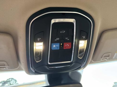 Used 2021 Jeep Grand Cherokee L Limited image 28