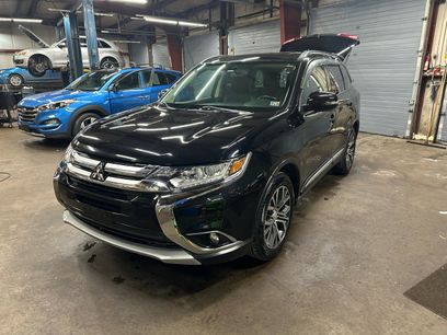Used 2016 Mitsubishi Outlander SEL