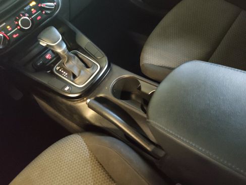 Used 2021 Kia Soul LX FWD image 26