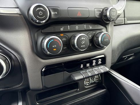 Used 2022 RAM 1500 Big Horn image 4