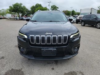 Used 2019 Jeep Cherokee Latitude Plus w/ Comfort/Convenience Group video 2