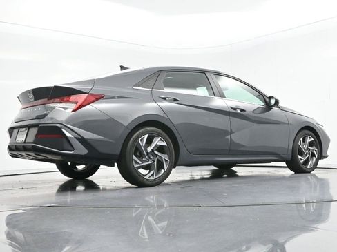 Used 2024 Hyundai Elantra SEL w/ Convenience Package FWD image 52
