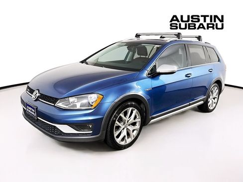 Used 2017 Volkswagen Golf Alltrack SEL AWD/4WD image 3