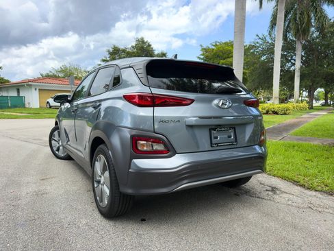 Used 2021 Hyundai Kona Ultimate w/ Cargo Package FWD image 7