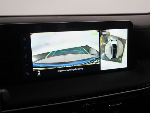 Used 2025 Nissan Kicks SR image 25