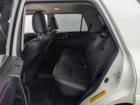 Used 2021 Toyota 4Runner Venture w/ Moonroof Package AWD/4WD image 15