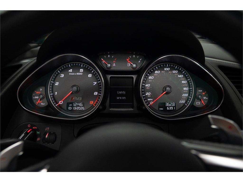Used 2015 Audi R8 V8 AWD/4WD image 31
