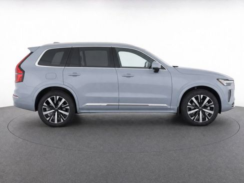 Certified 2026 Volvo XC90 B5 Core AWD/4WD image 4
