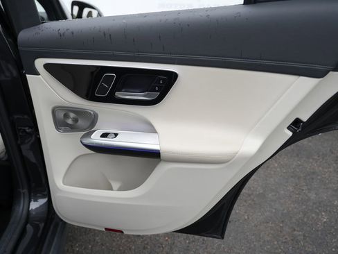 Used 2023 Mercedes-Benz GLC 300 4MATIC w/ Exclusive Trim Package image 42