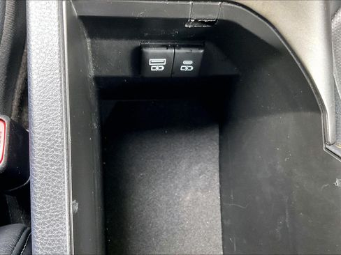 Used 2023 Toyota Camry XSE FWD image 31