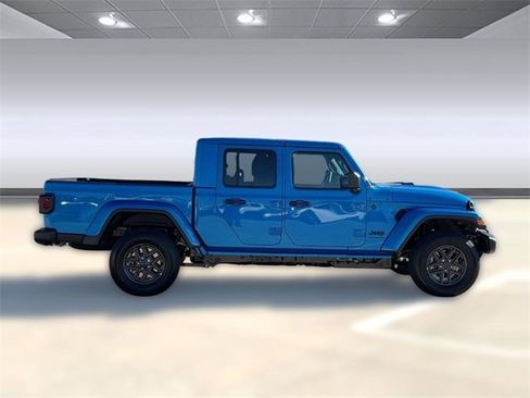 New 2026 Jeep Gladiator Sport image 8