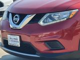 Used 2015 Nissan Rogue SV w/ SV Premium Package image 3