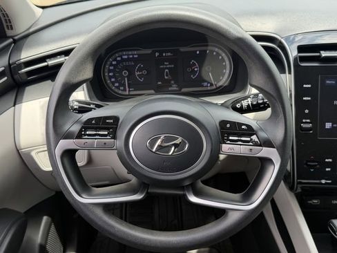 Used 2024 Hyundai Tucson SEL FWD image 12