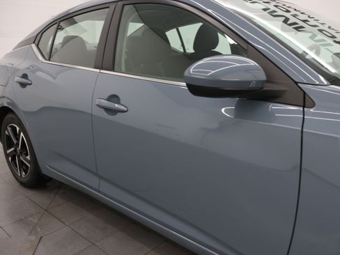 Used 2024 Nissan Sentra SV FWD image 23