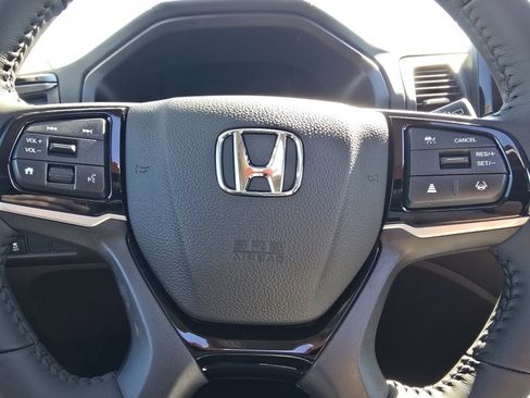New 2026 Honda Odyssey Touring image 32