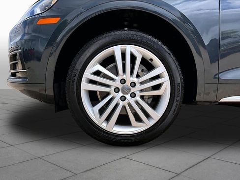 Used 2020 Audi Q5 2.0T Premium Plus w/ Premium Plus Package image 11