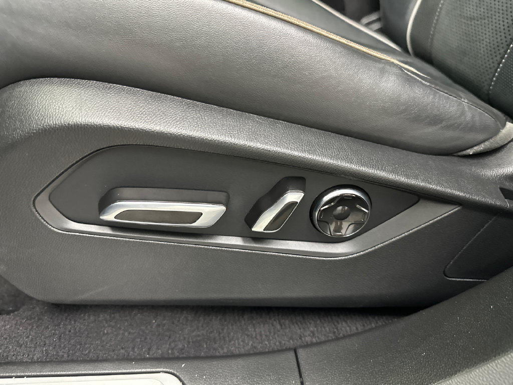 Used 2021 Acura RDX w/ Advance Package FWD image 10