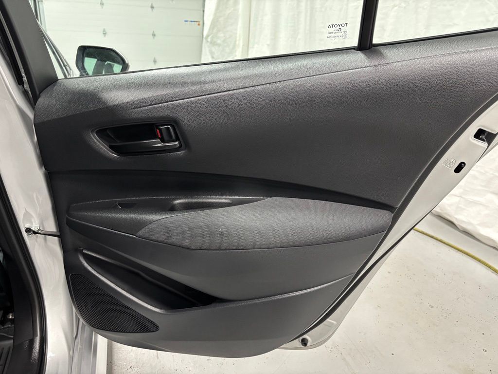 Used 2026 Toyota Corolla LE FWD image 49