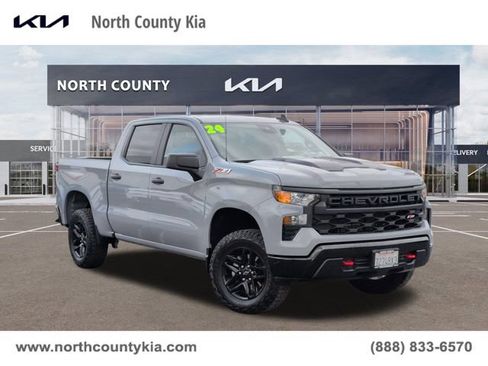 Used 2024 Chevrolet Silverado 1500 Custom Trail Boss AWD/4WD image 1