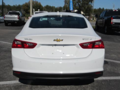 Used 2025 Chevrolet Malibu LT image 6