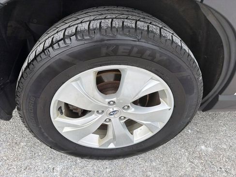 Used 2023 Subaru Ascent 8-Passenger image 19