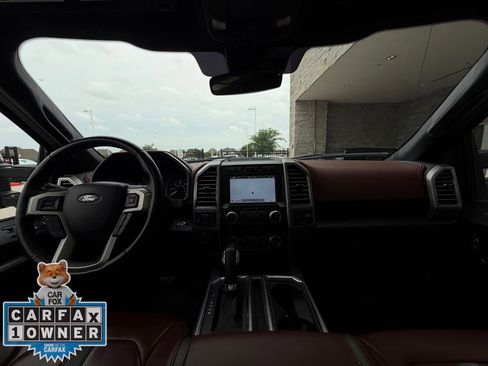 Used 2018 Ford F150 Platinum w/ Equipment Group 701A Luxury AWD/4WD image 28