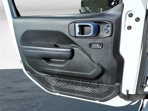 Used 2023 Jeep Wrangler Unlimited Rubicon w/ Xtreme 35 Tire Package image 26