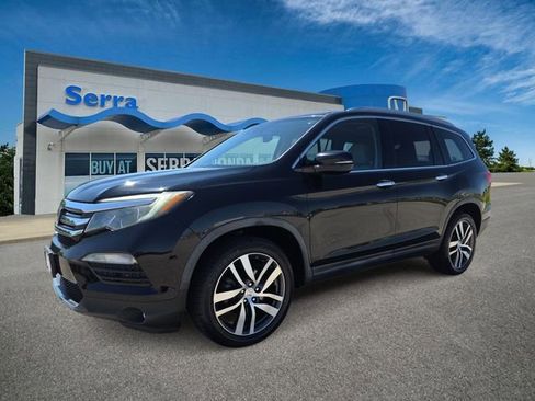 Used 2016 Honda Pilot Touring image 1