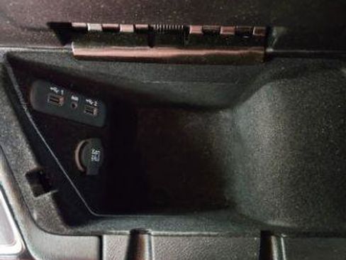 Used 2022 Dodge Challenger GT image 21