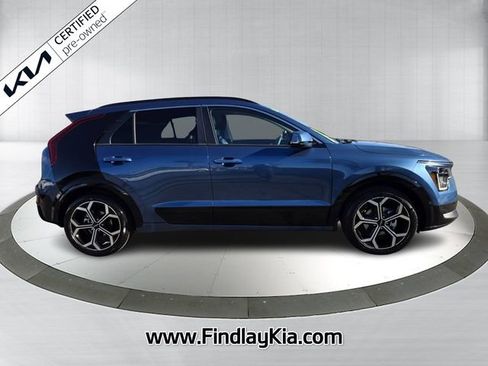 Certified 2025 Kia Niro SX Touring image 5