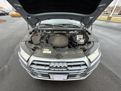 Used 2020 Audi Q5 2.0T Premium Plus w/ Premium Plus Package AWD/4WD image 28