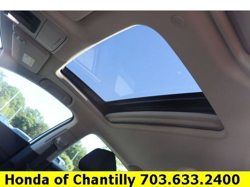 Certified 2025 Honda Accord SE image 22