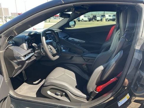 Used 2023 Chevrolet Corvette Stingray Coupe w/ 1LT RWD image 3