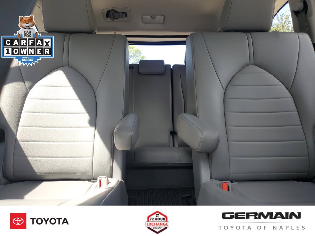 Used 2023 Toyota Highlander XLE FWD image 31