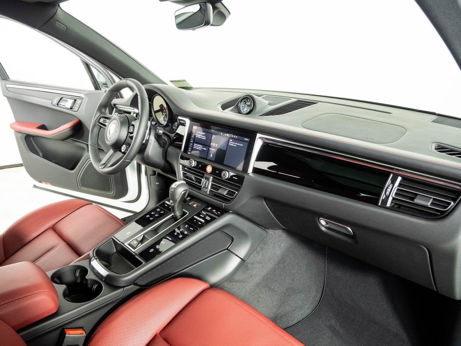 New 2026 Porsche Macan Turbo AWD/4WD image 25