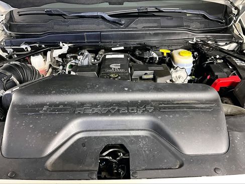 Used 2022 RAM 3500 Laramie image 32