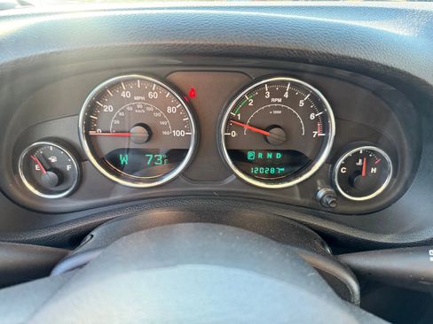 Used 2015 Jeep Wrangler Unlimited Sport w/ Quick Order Package 24S image 11