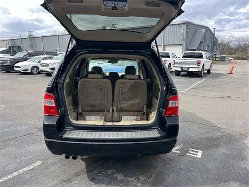 Used 2006 Ford Freestyle Limited image 12