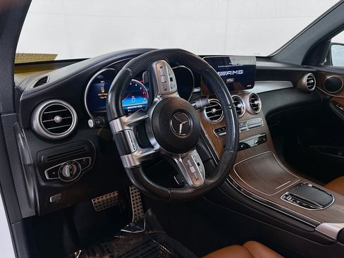 Certified 2022 Mercedes-Benz GLC 43 AMG 4MATIC image 2
