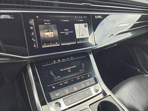Used 2021 Audi Q7 3.0T Premium Plus w/ Premium Plus Package AWD/4WD image 30