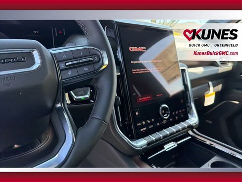 New 2026 GMC Yukon XL Denali w/ Denali Reserve Package image 17