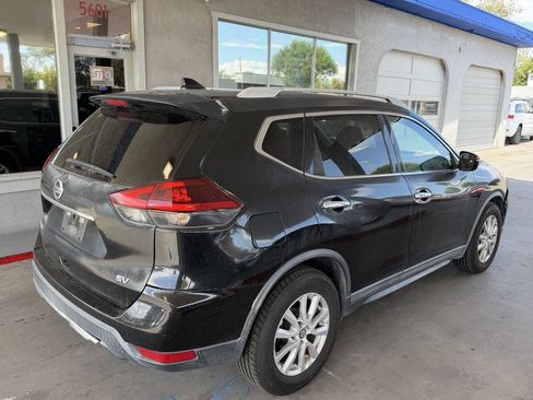 Used 2018 Nissan Rogue SV FWD image 8