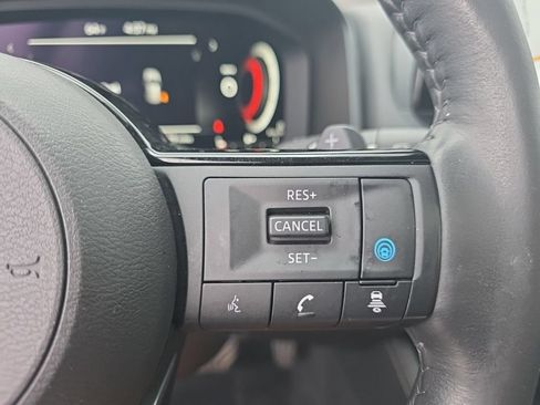 Used 2023 Nissan Rogue Platinum AWD/4WD image 19