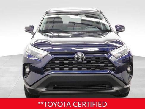 Used 2023 Toyota RAV4 XLE Premium image 3
