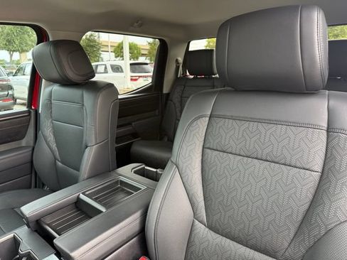 Used 2022 Toyota Tundra SR5 w/ SR5 Premium Package AWD/4WD image 13