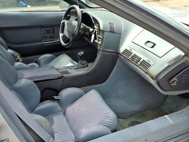 Used 1990 Chevrolet Corvette Coupe RWD image 17