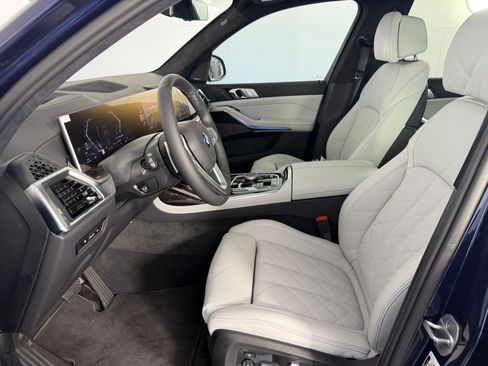 Used 2026 BMW X5 xDrive50e AWD/4WD image 5