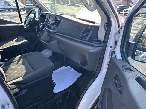 Used 2023 Ford Transit 250 Low Roof AWD w/ Exterior Upgrade Package image 15